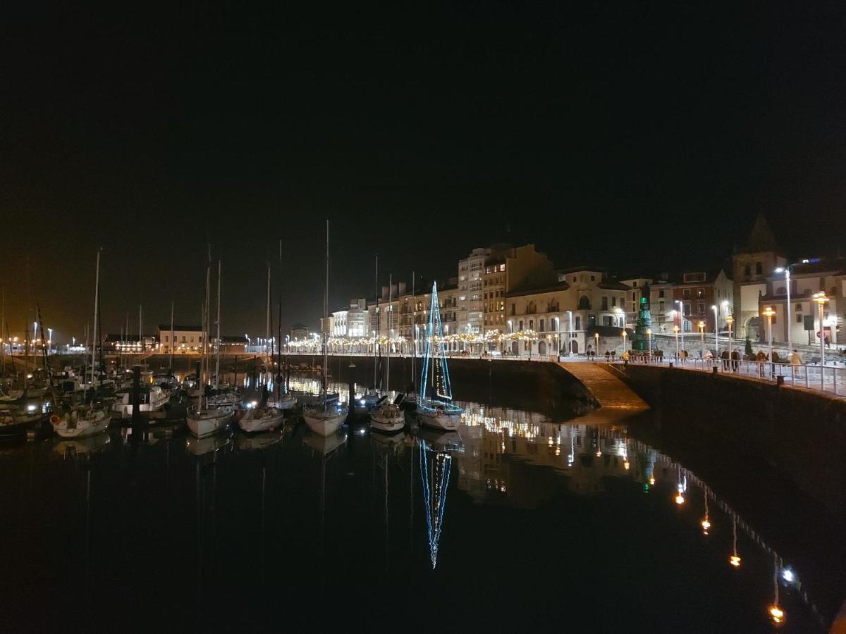 La Galeria De San Lorenzo Gijon Exterior photo